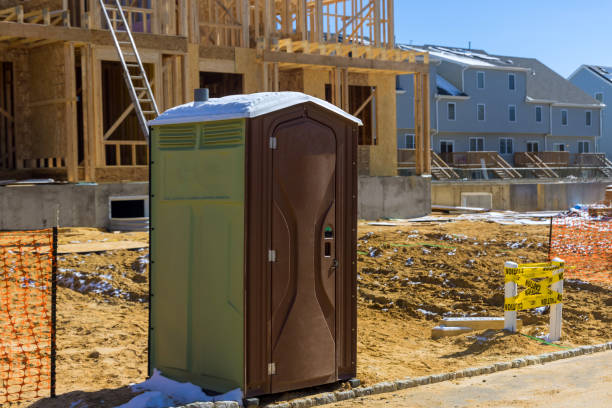 Best Portable restroom trailer rental  in North Baltimore, OH
